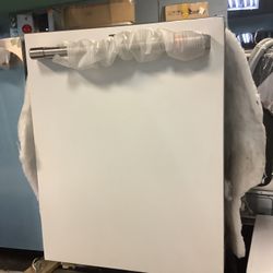 Café Dishwasher 