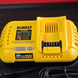 Brand New DEWALT 20V MAX/ 60V MAX FLEXVOLT Lithium-lon Fan Cooled Fast Battery Charger