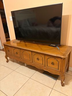 Wood sideboard