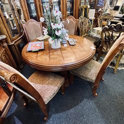 AICO By Michael Amini MONTE CARLO Round Dining Table And Chairs - GA