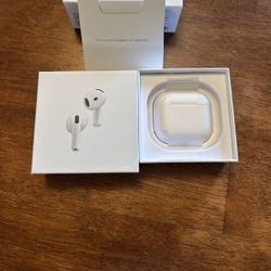 AirPods 4 