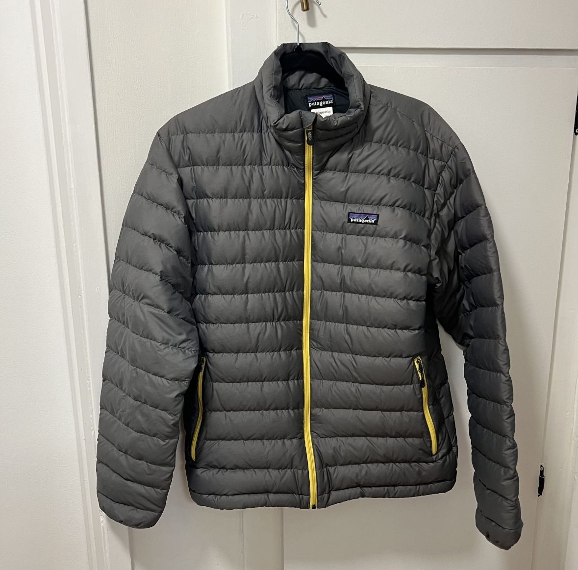 Patagonia Down Sweater Puffer Jacket, Mens Small