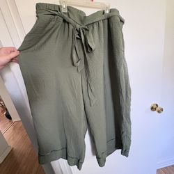 Flowy Green Pants 