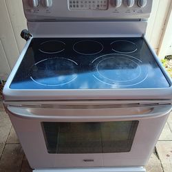 Kenmore Stove(WORKS but needs minor repair)