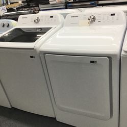 New Scratch And Dent Samsung Washer And Dryer Set. 1 Year Warranty 