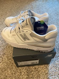 New Balance 550 (woman 6 1/2) - brand New