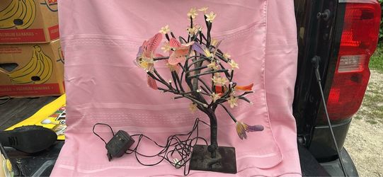 Decorative LED Blossom Tree Light with Butterflies