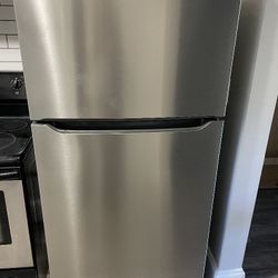 Top freezer Refrigerator Frigidaire 