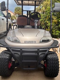 Advanced EV Golf Cart 2023