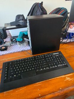 Dell inspiron 3880 i3 10th Gen. Cpu 12gb ddr4 256gb Nvme Windows 11