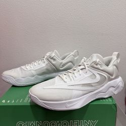 Nike Giannis Immortality 3 shoe Triple White DZ7533-102