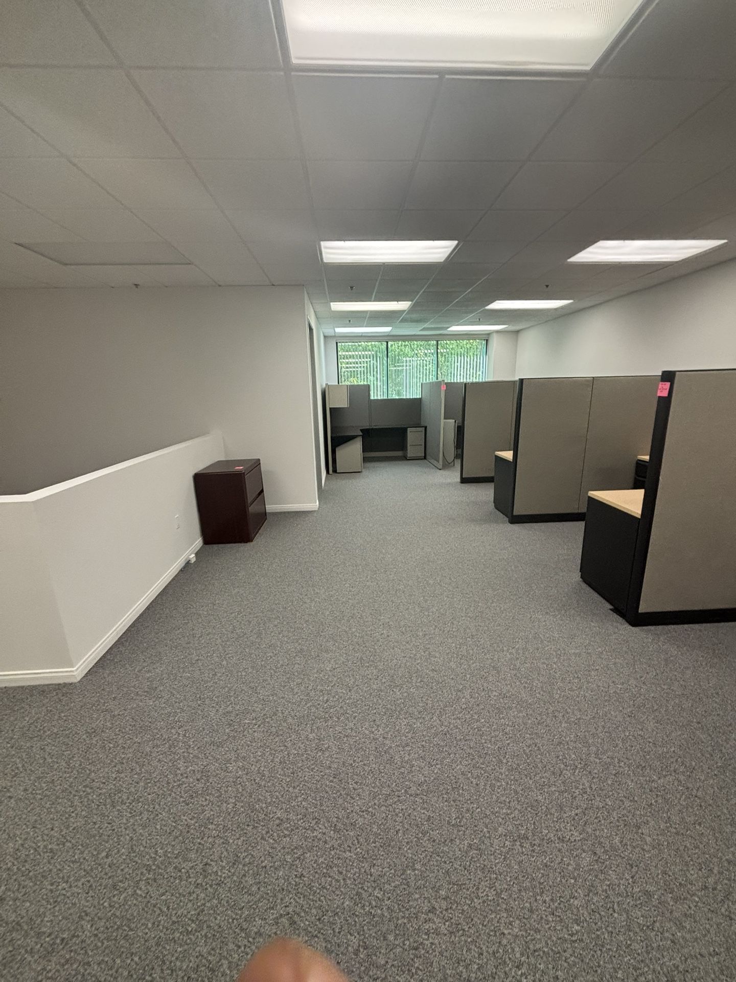 Office Furniture. MUST GO FAST! Cheap