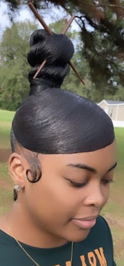 Top knot bun with weave deals