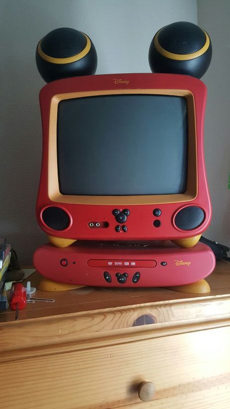 Disney Mickey Mouse Tv and Dvd Player