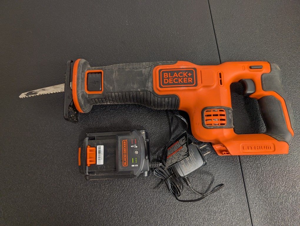 Black& Decker Cordless Reciprocating Saw