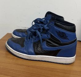 Jordan 1 Retro High OG 'Dark Marina Blue' SIZE 9.5