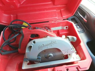 Milwaukee skill saw
