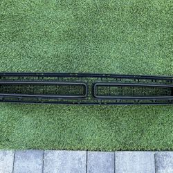 Dodge Challenger Grill 2015-2023, Dodge Challenger Bumper grille, OEM ORIGINAL DODGE PART, PERFECT CONDITION   
