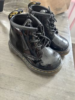Doc Martins 6c
