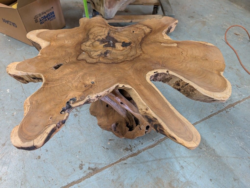 Coffee Table 34x18h