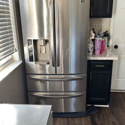 LG REFRIGERATOR 