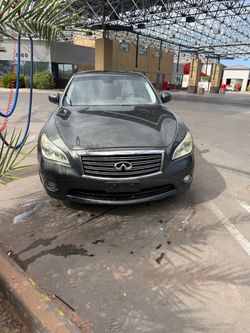 2012 Infiniti M37