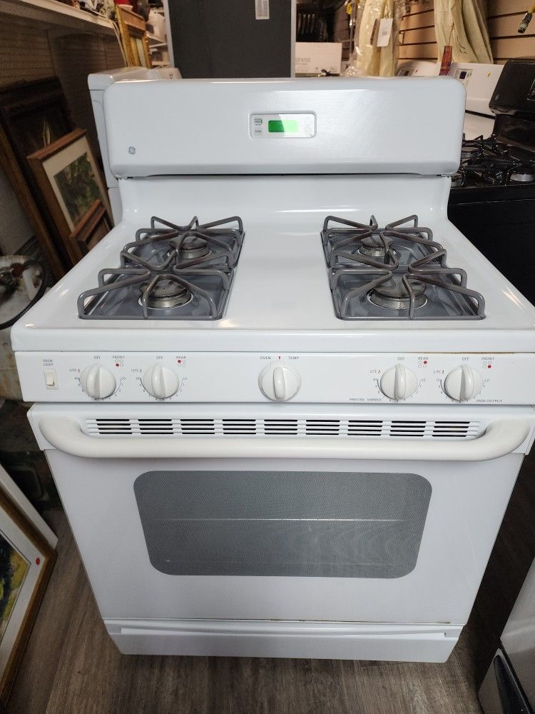 GE Stove