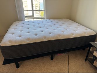 Bed frame (top half lifts)