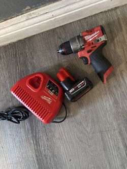 Hammer Drill Milwaukee M 12
