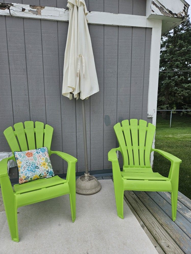 Patio Chairs & Umbrella 