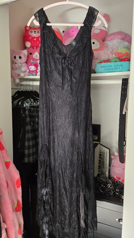 Cosmic Aura Black Lace Slit Maxi Dress (Size Small) New Without Tags Hot Topic