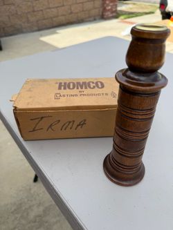 Vintage HOMCO Wood Candlestick + 4 Hidden Napkin Rings – Original Box