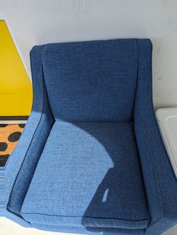 Cute upholstered side chair