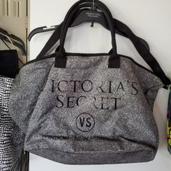 VS Bag, W Long Strap, Like New