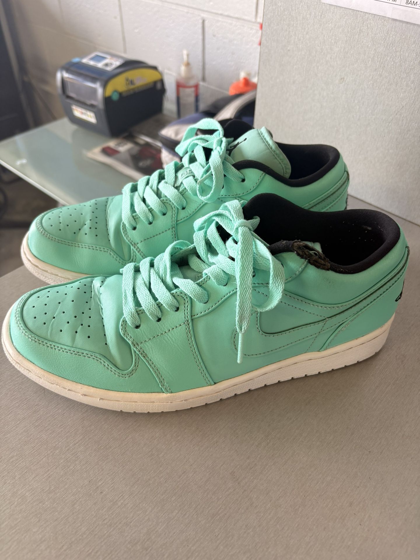 2015 Nike Air Jordan Low Hyper Turquoise