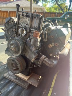 7.3 L Diesel engine