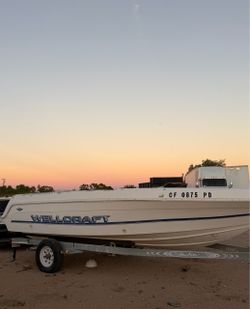 Wellcraft Speedboat on Trailer