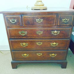 Henredon Aston Court Dresser Chest of Drawers