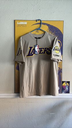 Laker Pro size Medium New