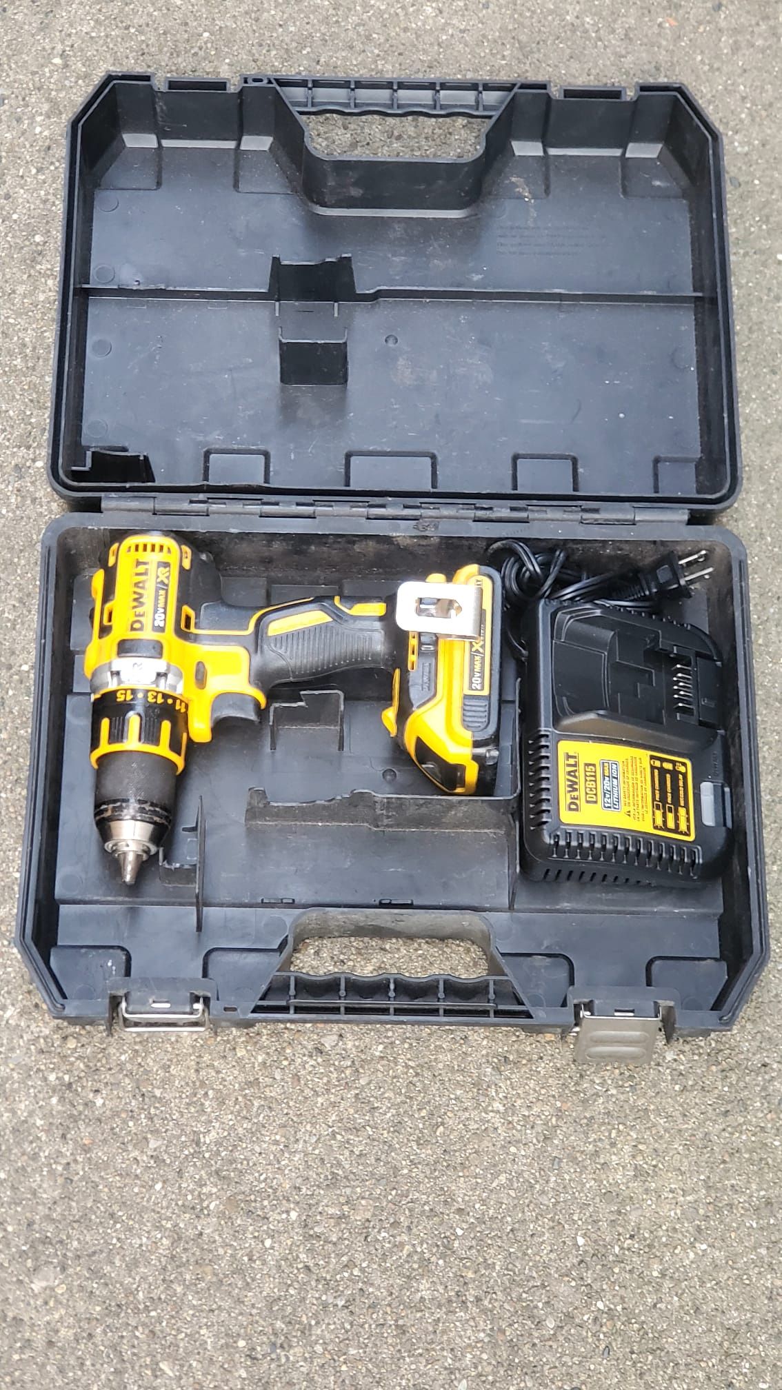 DeWalt 20V Taladro Compacto USADO!!! DeWalt 20V Compact Drill USED!!!