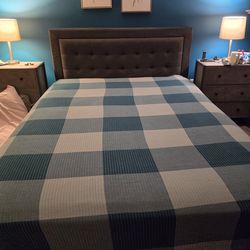 Bed gray, queen + Mattress, queen