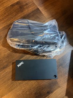 Lenovo ThinkPad Thunderbolt 4 Workstation Dock DK2131 40B00300US 300W