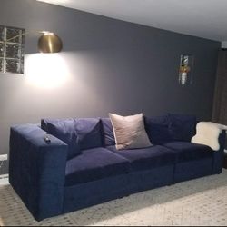 💙DEEP Blue Comfy Couch!!!💙