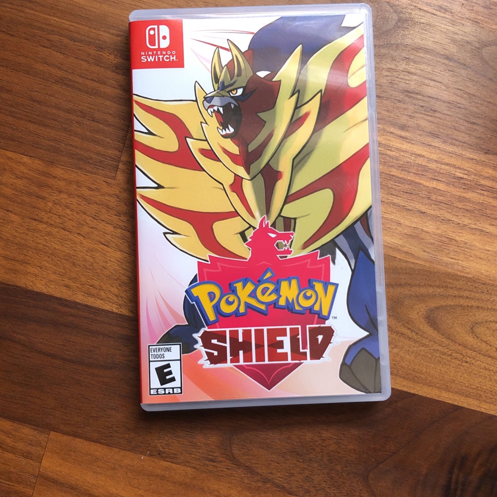 Pokemon Shield - Nintendo Switch