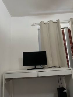 White Desk with 2 drawers