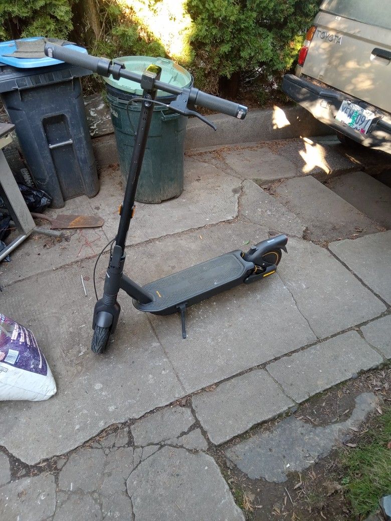 Segway Ninebot Max
