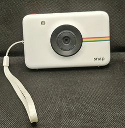  Polaroid Snap instant digital camera. 