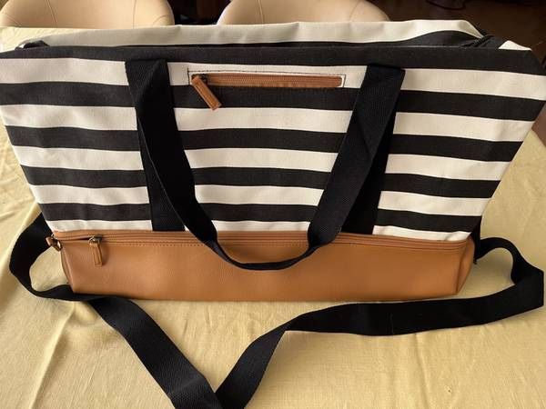 NEW Striped Travel Weekender Bag w/ 2 Separate Compartments