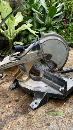 Saw machine