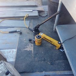 Enerpacc P392 Lightweight Hand Pump